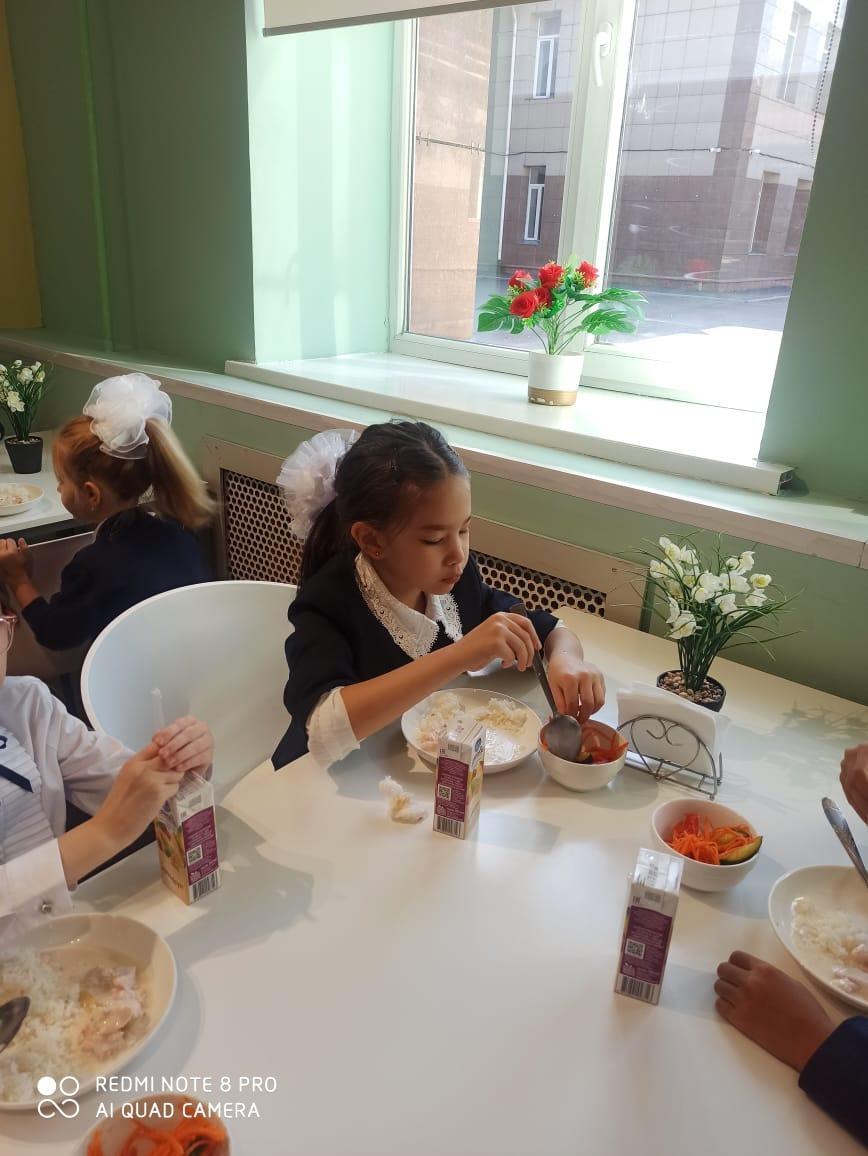 Асхана   тәртібі                                          Посещение столовой