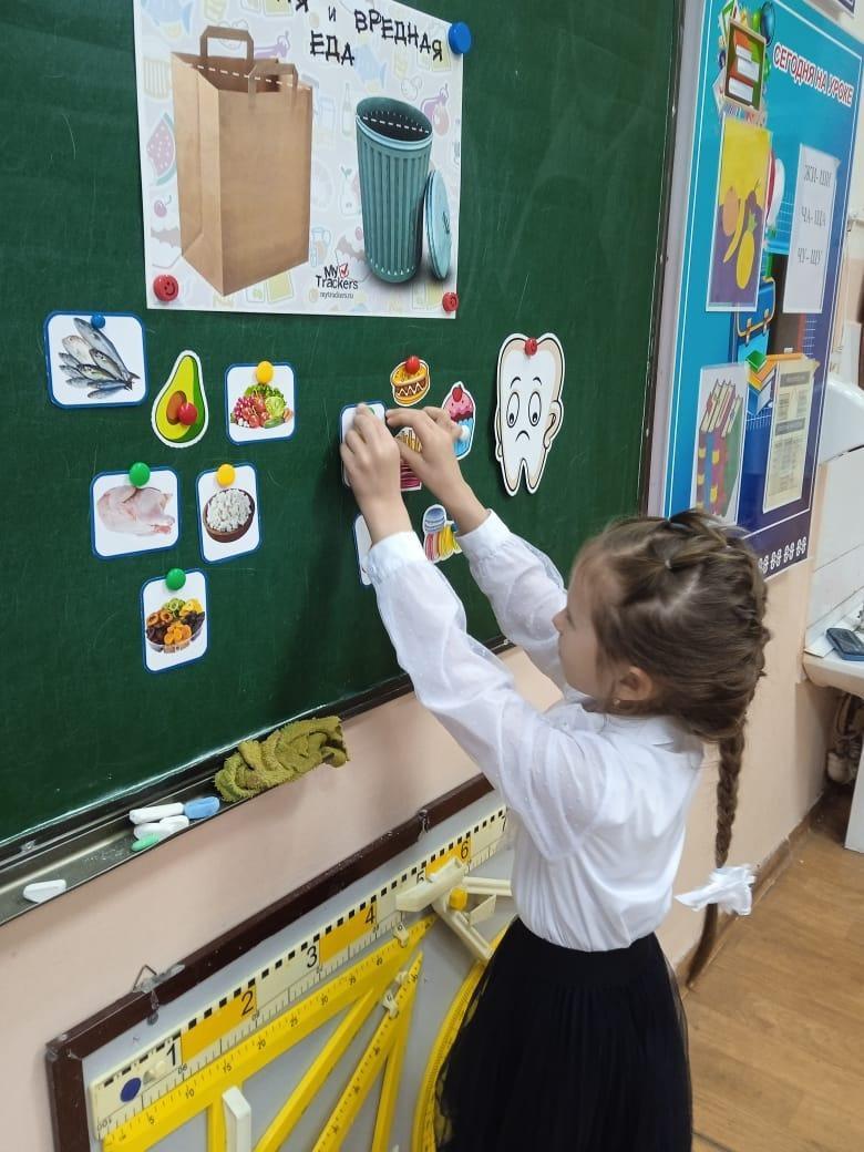 Зиянды және пайдалы тағамдар туралы викторина                                                              Викторина о вредной и полезной еде